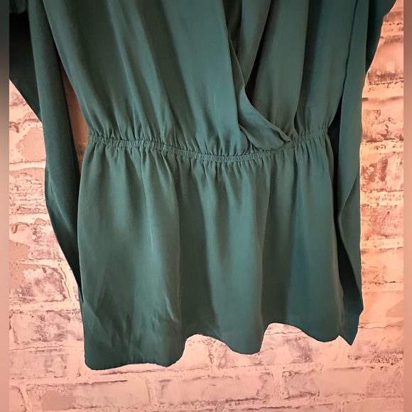 The Addison Story | Teal Green Cut Out Shoulder Silk Tunic - Picture 8 of 14